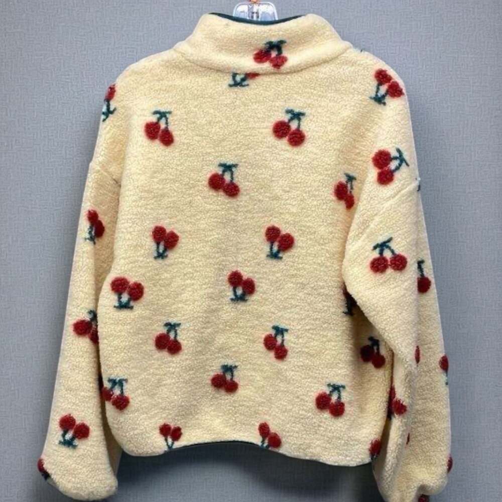 Cherry Pattern Fleece Pullover – Ragstock - Picture 2 of 8